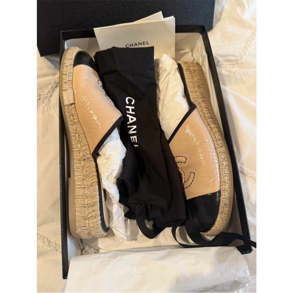 Chanel Tan and Black Mules - Picture 10 of 12